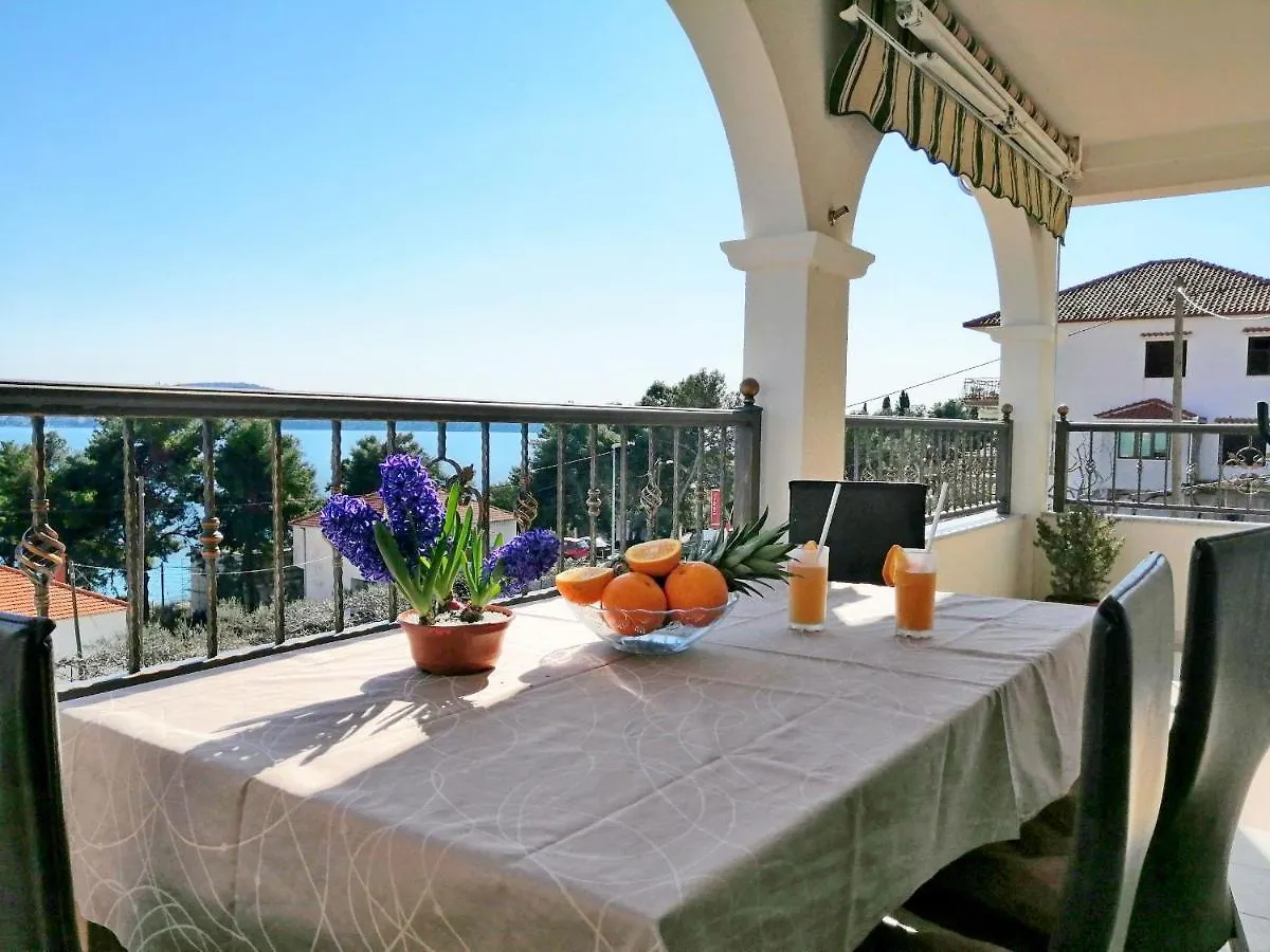Apartmán Libetrogir 0*, Trogir Chorvatsko